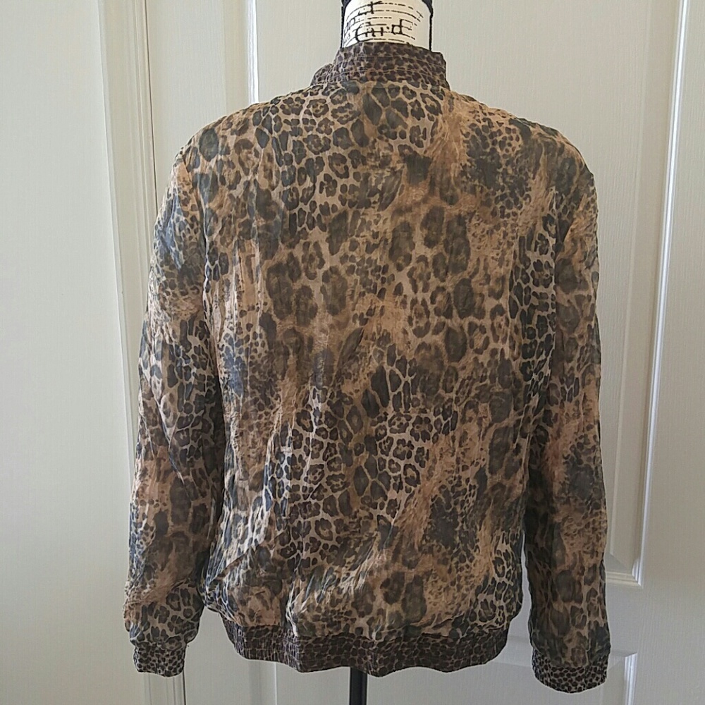 Reversible Light-Weight Jacket - Picture 4 of 8